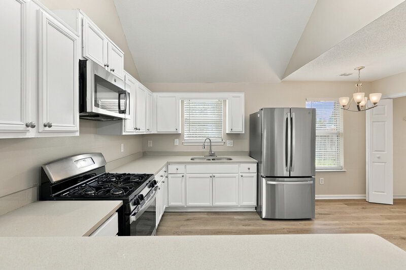 1,715/Mo, 1467 Waterton Trl Douglasville, GA 30134 Kitchen View 2