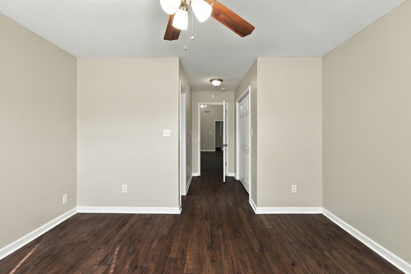 1,715/Mo, 1467 Waterton Trl Douglasville, GA 30134 Primary Bedroom View 2