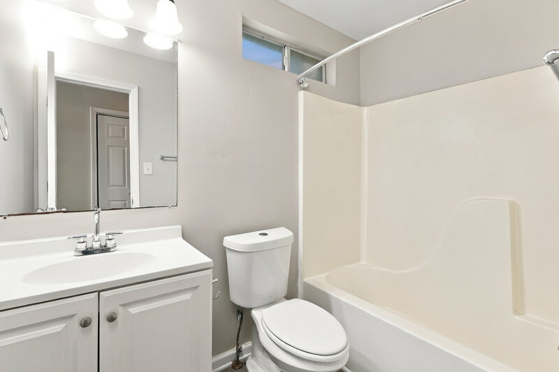 1,715/Mo, 1467 Waterton Trl Douglasville, GA 30134 Primary Bathroom View