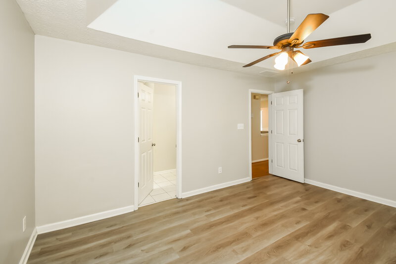 2,320/Mo, 208 Pebble Creek Court Woodstock, GA 30189 Main Bedroom View 2