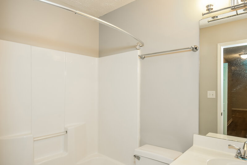 2,320/Mo, 208 Pebble Creek Court Woodstock, GA 30189 Bathroom View