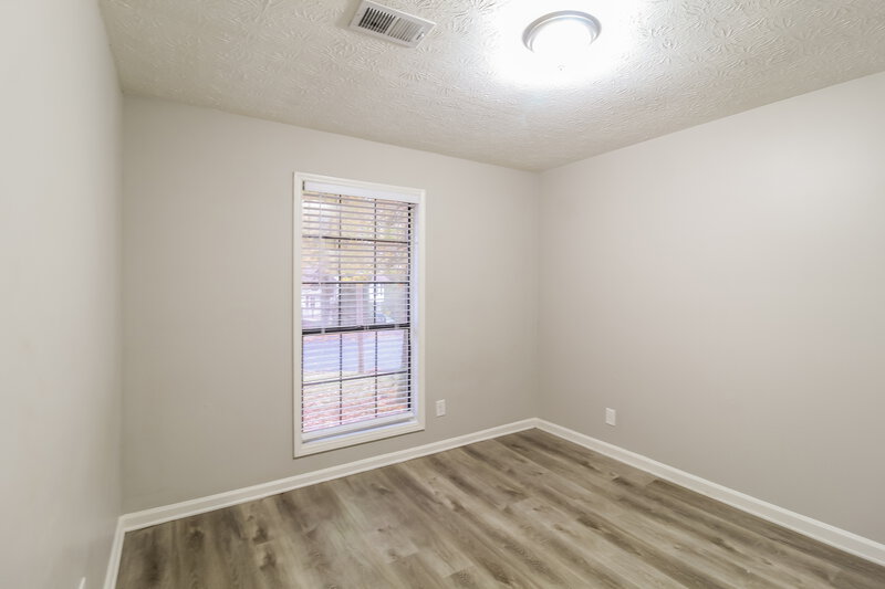 1,775/Mo, 639 Woodsong Ln Stone Mountain, GA 30087 Bedroom View 2
