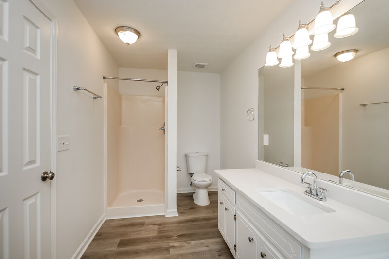 2,025/Mo, 4384 Allgood Ter Stone Mountain, GA 30083 Master Bathroom View 2