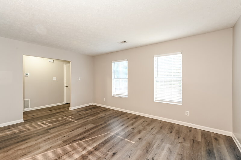 2,590/Mo, 4169 Cedar Ridge Trl Stone Mountain, GA 30083 Living Room View 2