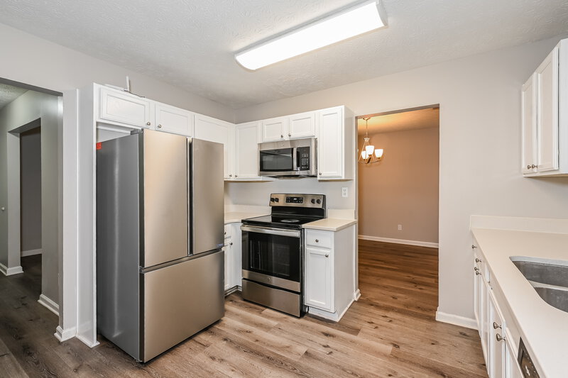 2,590/Mo, 4169 Cedar Ridge Trl Stone Mountain, GA 30083 Kitchen View 2