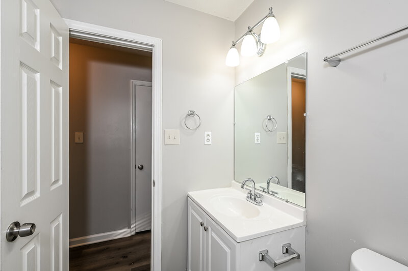 2,590/Mo, 4169 Cedar Ridge Trl Stone Mountain, GA 30083 Bathroom View