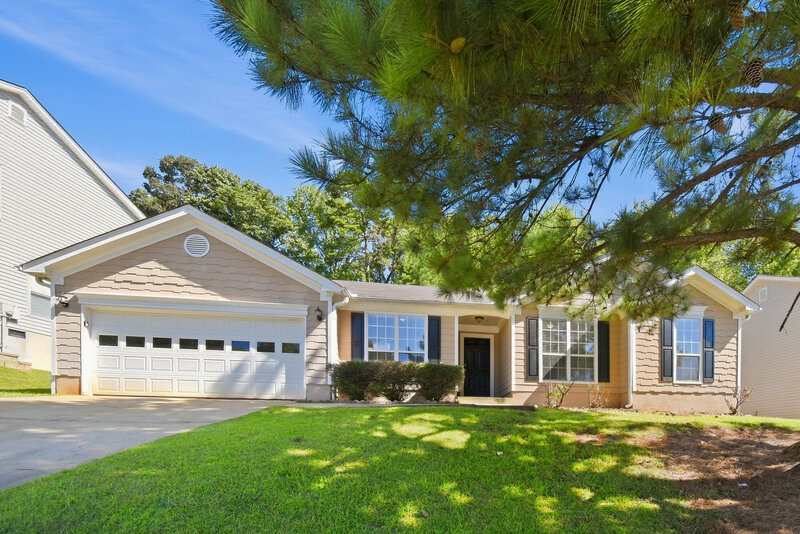 3 Bedroom House – 422 Shoal Cir, Lawrenceville, GA 30046