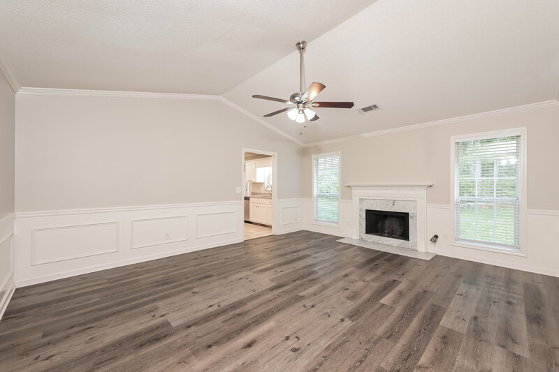 1,910/Mo, 422 Shoal Cir Lawrenceville, GA 30046 Living Room View