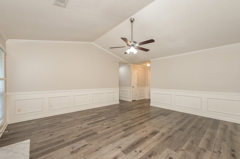 1,910/Mo, 422 Shoal Cir Lawrenceville, GA 30046 Living Room View 2