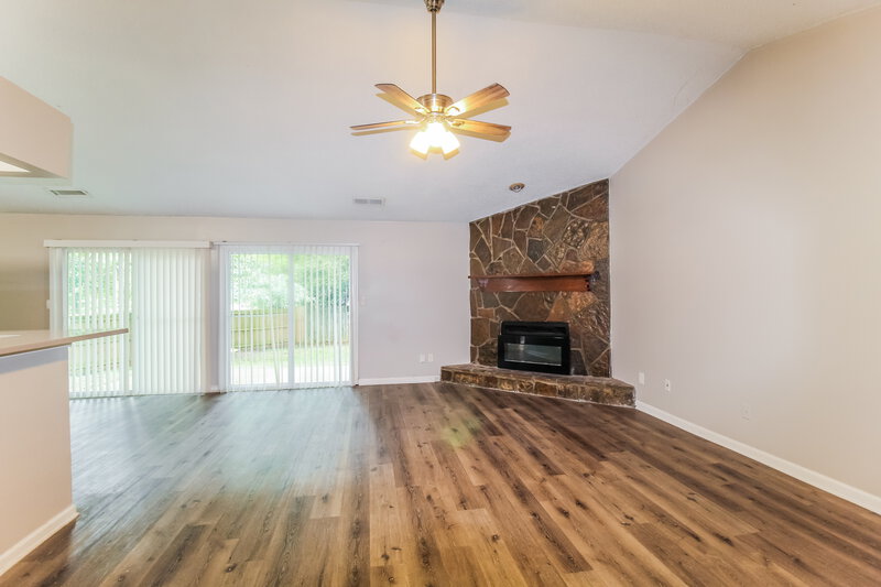1,855/Mo, 5396 Kelleys Mill Cir Stone Mountain, GA 30088 Living Room View