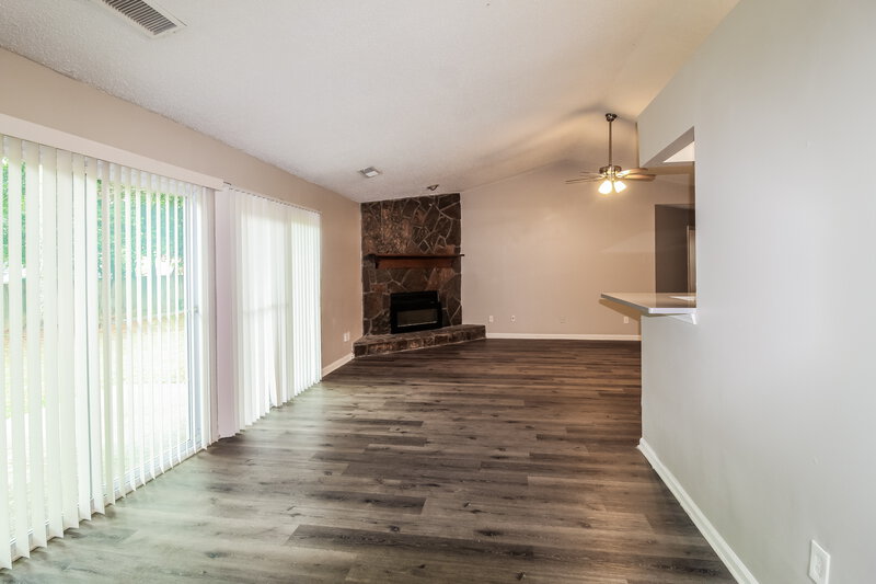 1,855/Mo, 5396 Kelleys Mill Cir Stone Mountain, GA 30088 Dining Room View