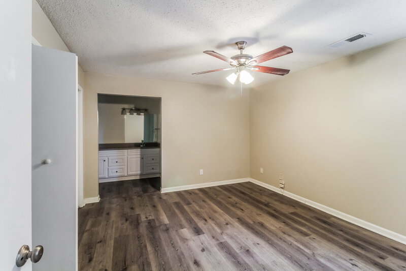 1,855/Mo, 5396 Kelleys Mill Cir Stone Mountain, GA 30088 Main Bedroom View