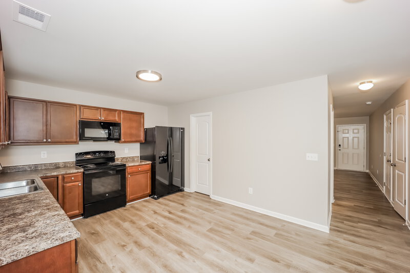 2,730/Mo, 318 Freeman Cir Villa Rica, GA 30180 Kitchen View 3