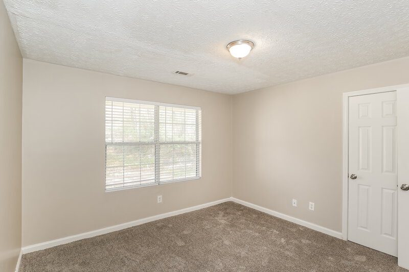 0/Mo, 39 Fairview Drive Newnan, GA 30263 Bedroom View