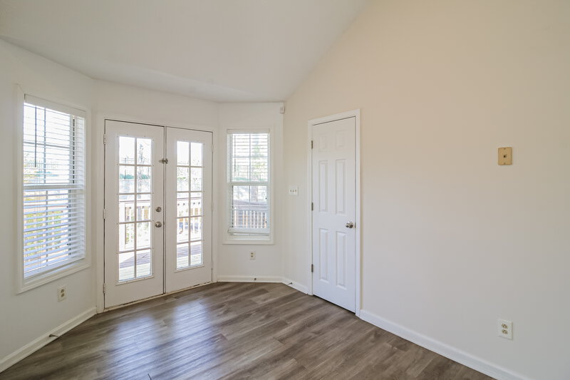 2,070/Mo, 357 Chase Marion Way McDonough, GA 30253 Dining Room View