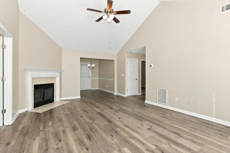 1,615/Mo, 11157 Weeping Willow Place Hampton, GA 30228 Living Room View