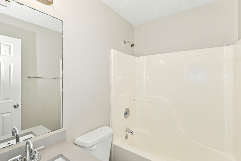 1,615/Mo, 11157 Weeping Willow Place Hampton, GA 30228 Bathroom View