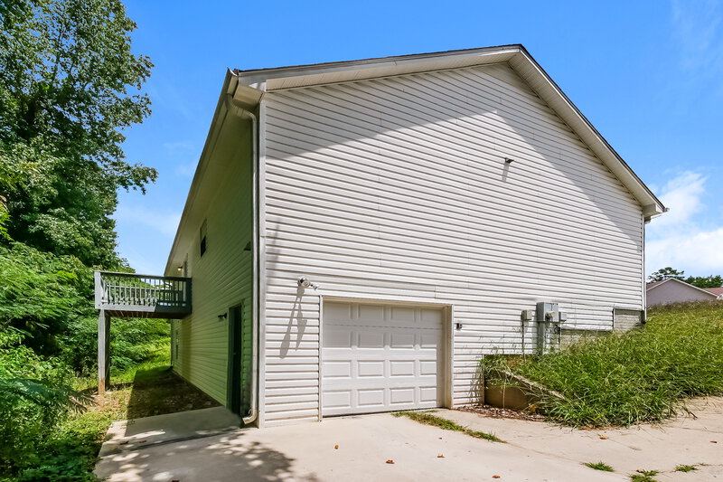 2,180/Mo, 11157 Weeping Willow Place Hampton, GA 30228 Rear View