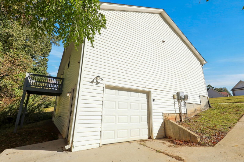 1,615/Mo, 11157 Weeping Willow Place Hampton, GA 30228 Rear View
