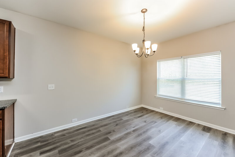 1,745/Mo, 31 Robin Road Adairsville, GA 30103 Dining Room View
