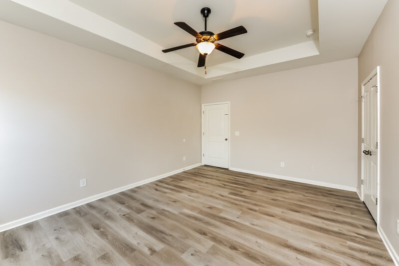 1,745/Mo, 31 Robin Road Adairsville, GA 30103 Main Bedroom View