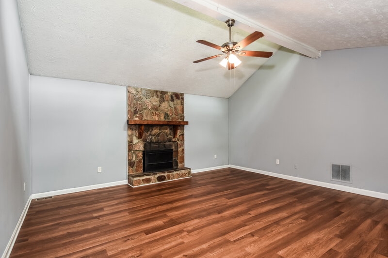 1,895/Mo, 6513 Mitchell Ln SW Mableton, GA 30126 Living Room View 2