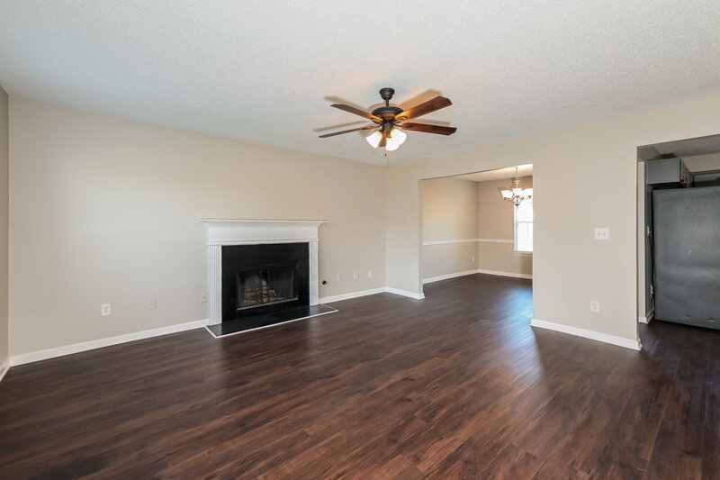 2,355/Mo, 3370 Spring Mesa Dr Snellville, GA 30039 Living Room View