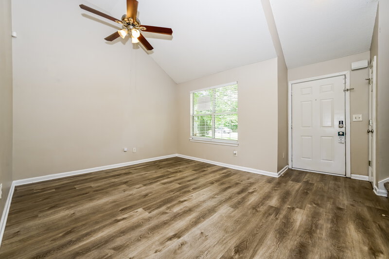 1,970/Mo, 3554 Waldrop Rd Decatur, GA 30034 Living Room View