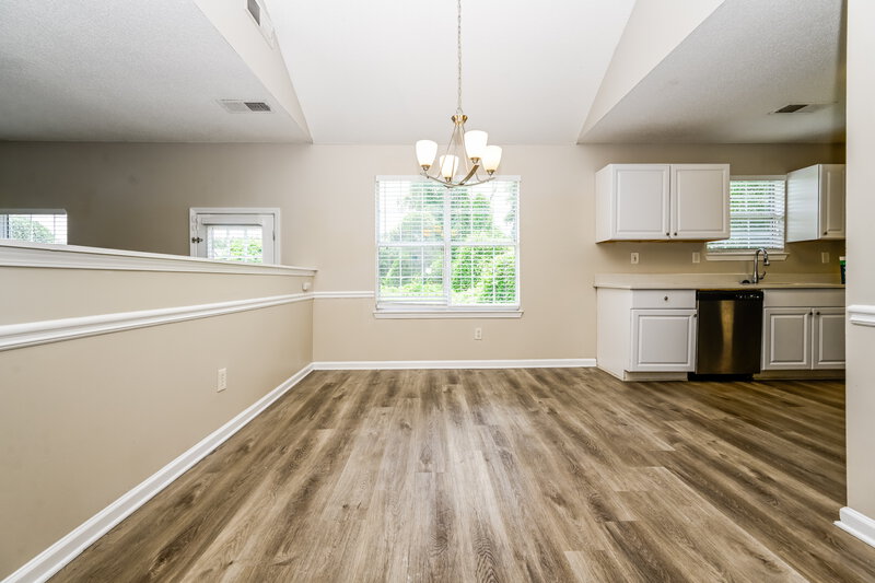 1,970/Mo, 3554 Waldrop Rd Decatur, GA 30034 Dining Room View