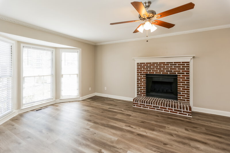 2,095/Mo, 488 Stonebridge Ct Stone Mountain, GA 30083 Living Room View