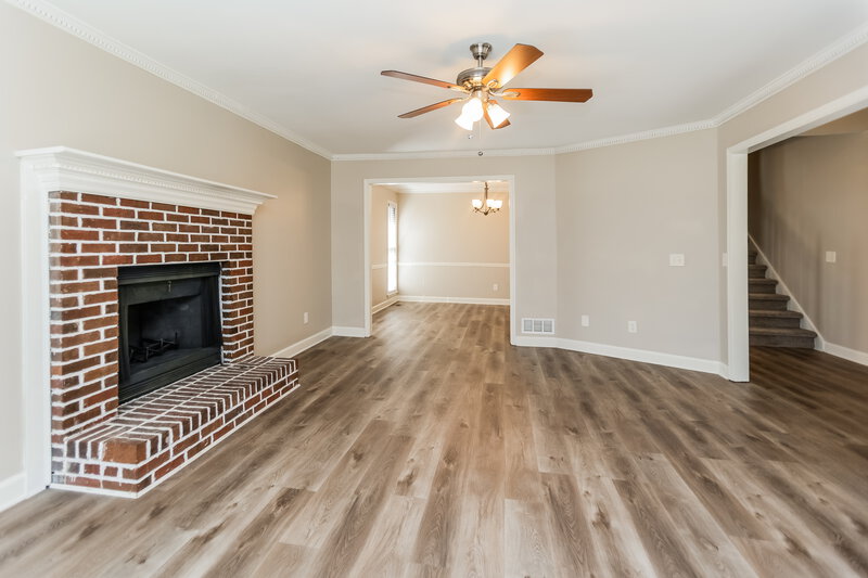 2,095/Mo, 488 Stonebridge Ct Stone Mountain, GA 30083 Living Room View 2