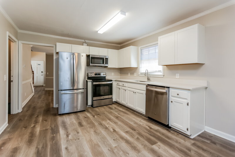 2,095/Mo, 488 Stonebridge Ct Stone Mountain, GA 30083 Kitchen View