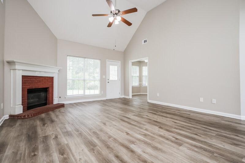 1,970/Mo, 115 Syracuse Lane Covington, GA 30016 Living Room View