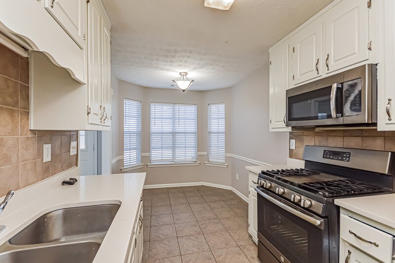 2,005/Mo, 115 Syracuse Lane Covington, GA 30016 Kitchen View