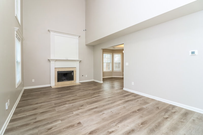 1,830/Mo, 5701 Castlebrook Dr Douglasville, GA 30134 Living Room View 2