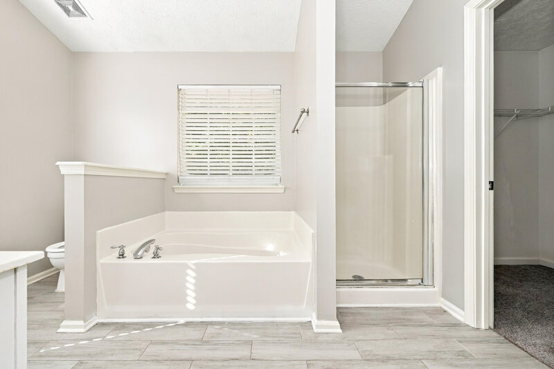 2,185/Mo, 4969 Saddle Creek Circle Ellenwood, GA 30294 Primary Bathroom View