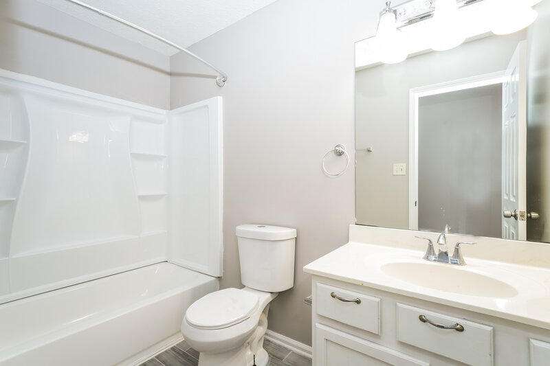 2,010/Mo, 4969 Saddle Creek Circle Ellenwood, GA 30294 Bathroom View