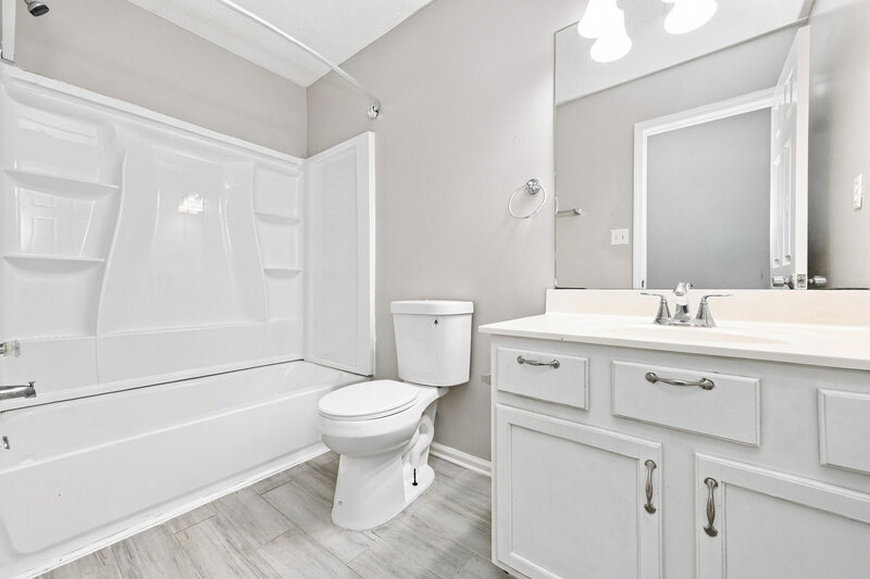 2,185/Mo, 4969 Saddle Creek Circle Ellenwood, GA 30294 Bathroom View 2