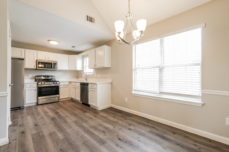 0/Mo, 3444 Sumter Pl Decatur, GA 30034 Dining Room View