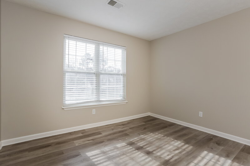 1,695/Mo, 28 Shady Oak Lane Newnan, GA 30263 Bedroom View 6