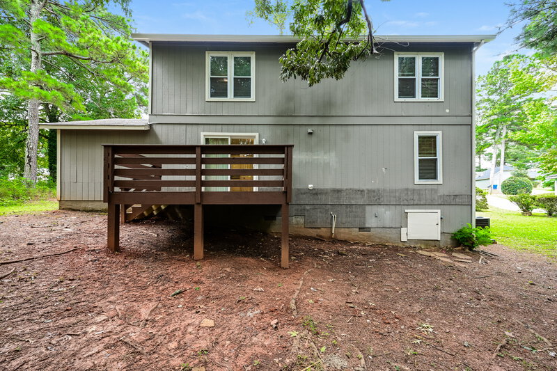 2,100/Mo, 5355 Forest Downs Cir Atlanta, GA 30349 Rear View