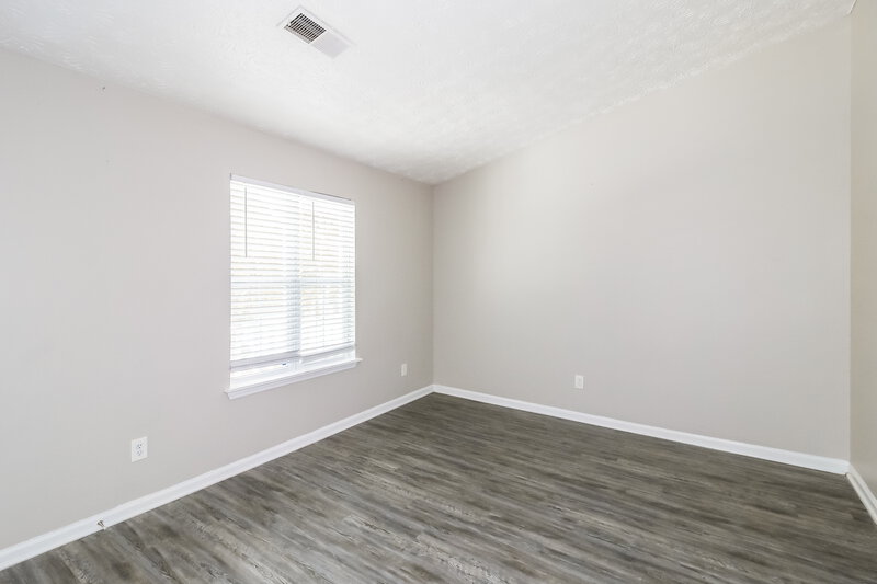1,620/Mo, 548 Sherwood Grn Stone Mountain, GA 30087 Bedroom View