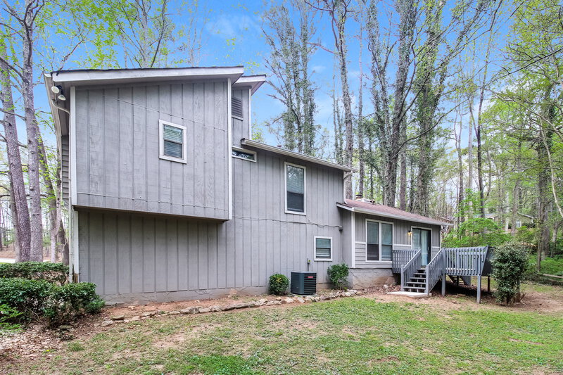 961 Martin Rd Stone Mountain, GA 30088 Progress Residential