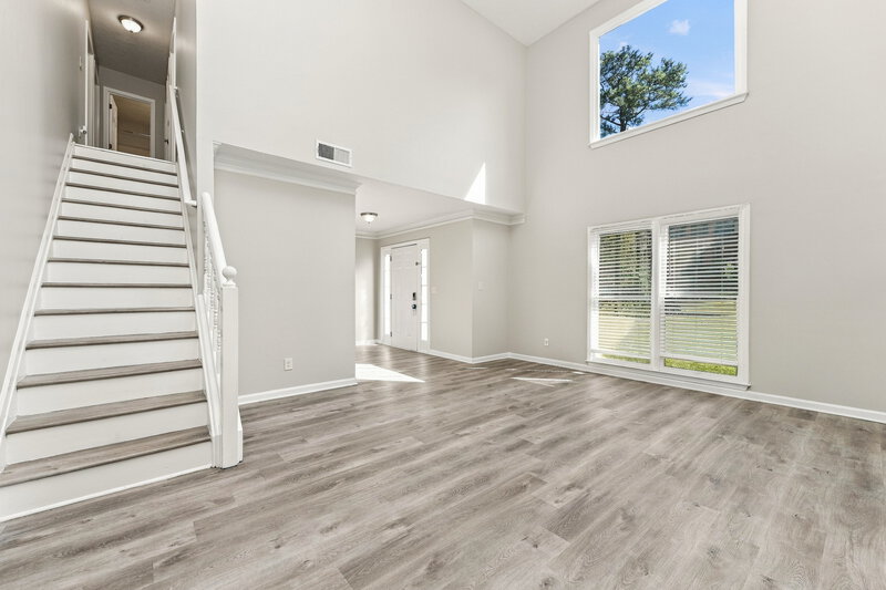 2,365/Mo, 5690 Roundelay Way Stone Mountain, GA 30087 Living Room View 2
