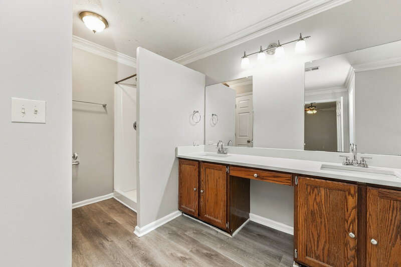 2,365/Mo, 5690 Roundelay Way Stone Mountain, GA 30087 Primary Bathroom View