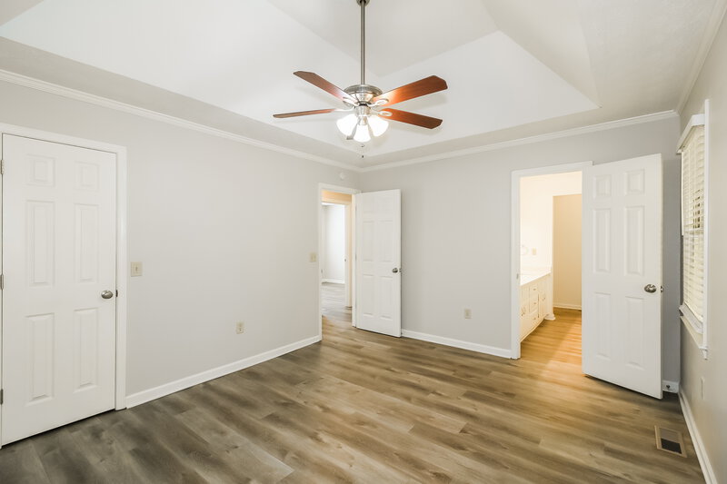 1,610/Mo, 10 Beaverdam Ct Covington, GA 30016 Main Bedroom View
