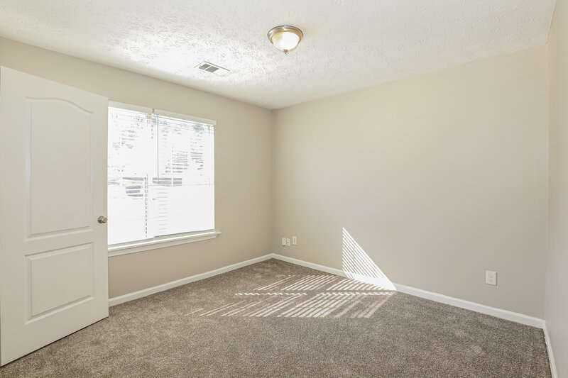 2,000/Mo, 587 Rosewood Cir Jonesboro, GA 30238 Bedroom View 4