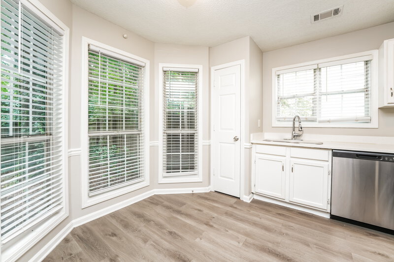1,885/Mo, 839 Ashley Lane Stone Mountain, GA 30087 Kitchen View