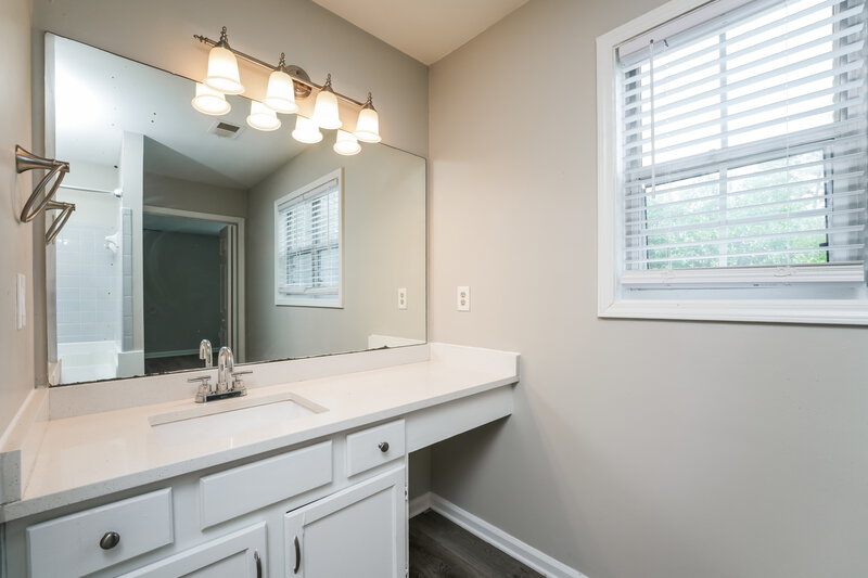 1,885/Mo, 839 Ashley Lane Stone Mountain, GA 30087 Main Bathroom View