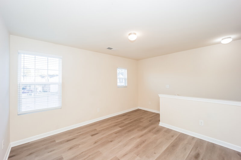 1,880/Mo, 12047 Quail Dr Hampton, GA 30228 Loft View